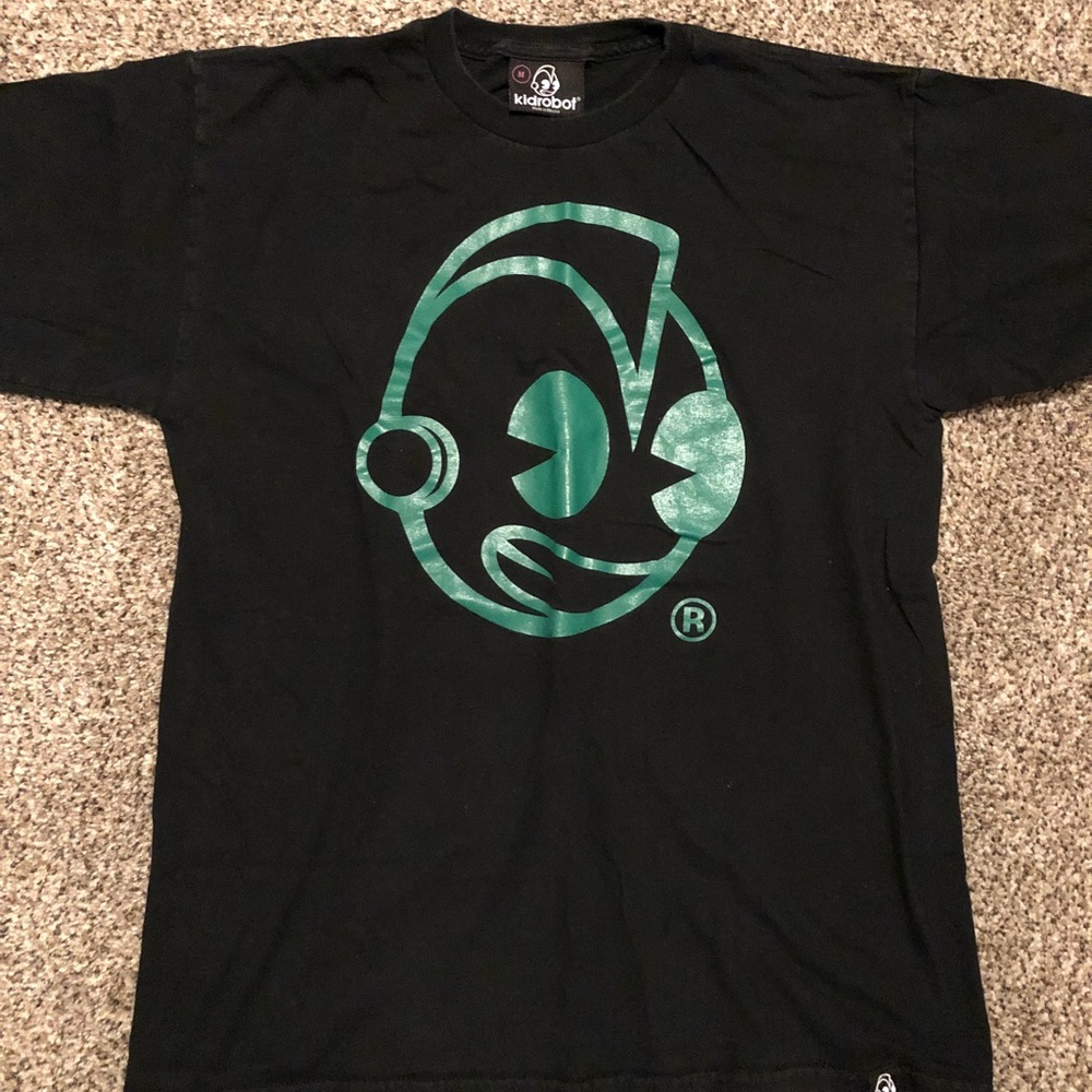 RARE Kid Robot Limited Edition T-Shirt Medium